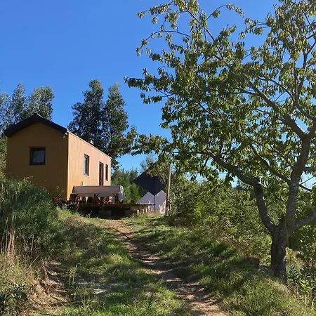 Campsite Jardim Dos Mil Gostos Covoes Serta